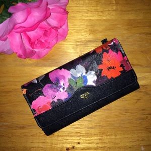 🌹 3/$15 Floral Wallet  |  Black- Vibrant